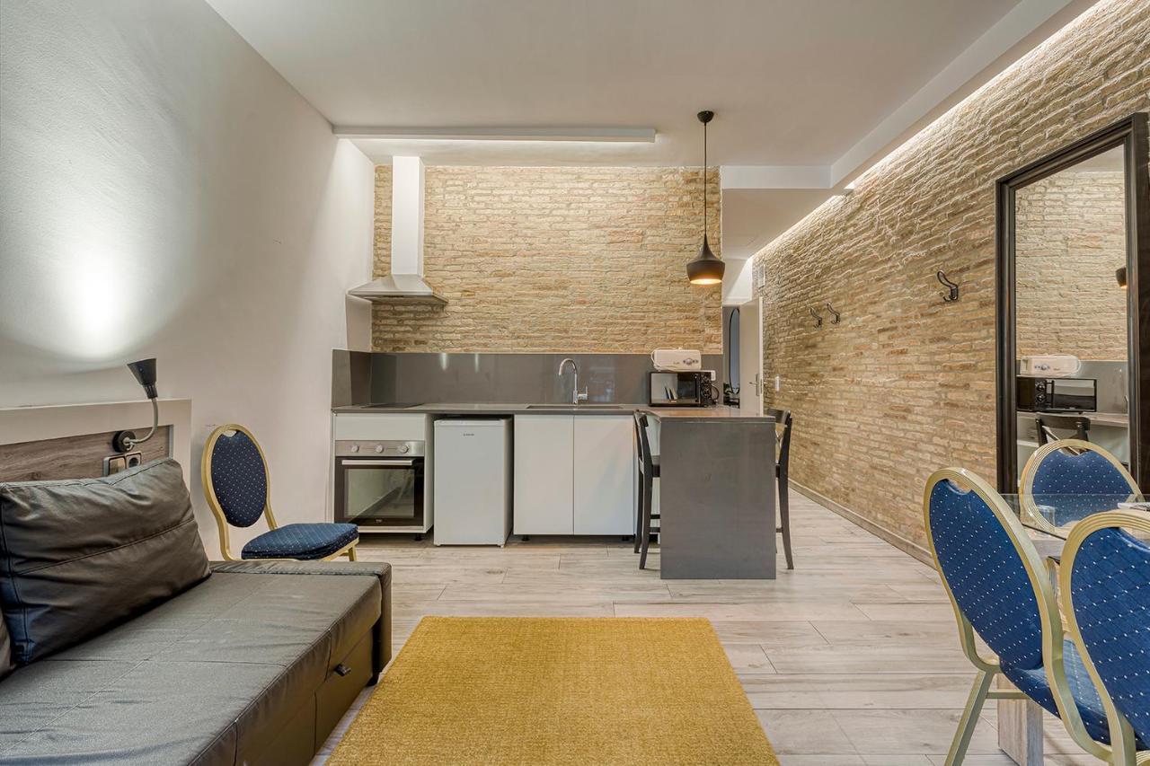 Hostal Bedmates Barcelona Eksteriør billede
