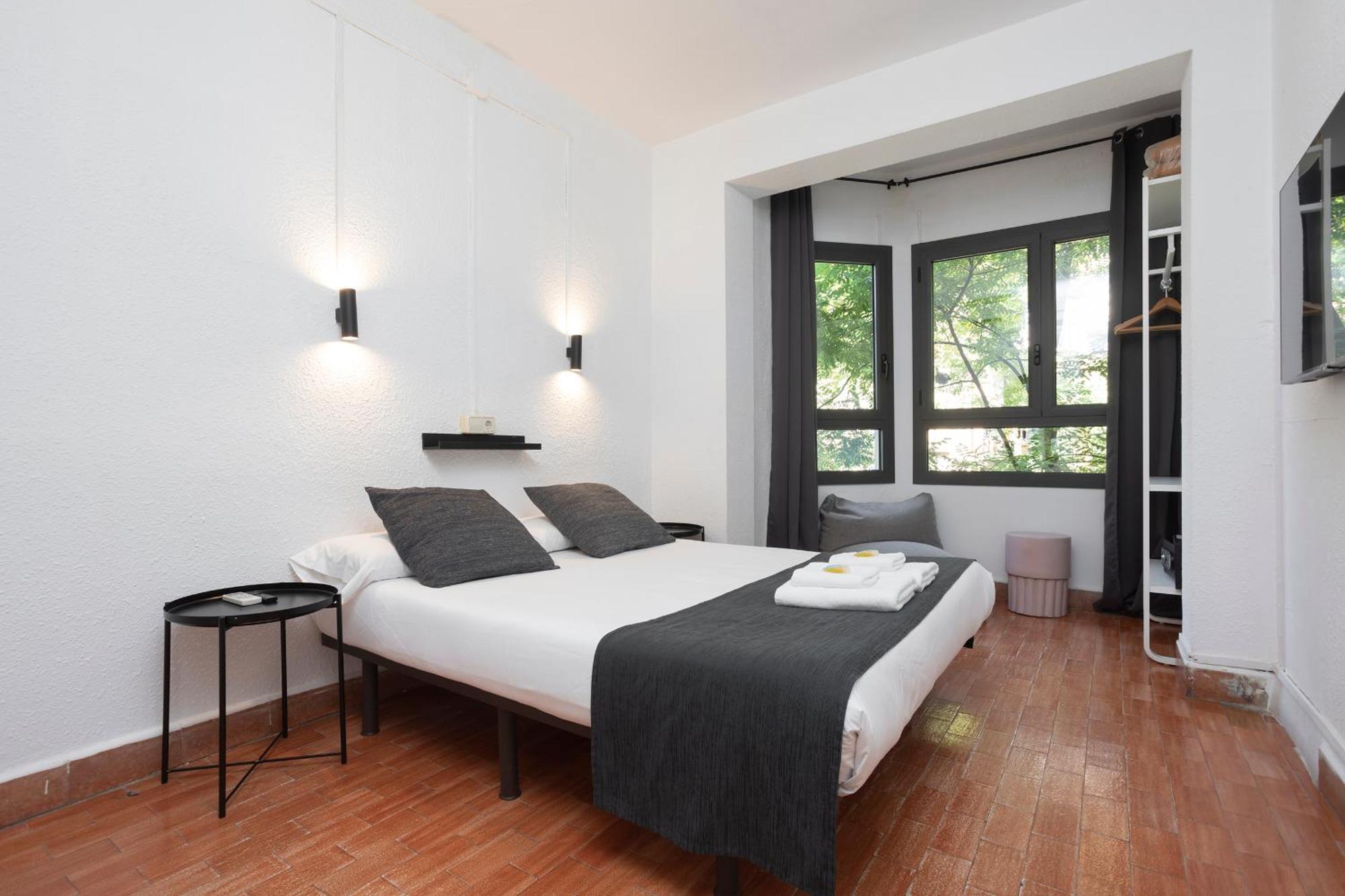 Hostal Bedmates Barcelona Eksteriør billede