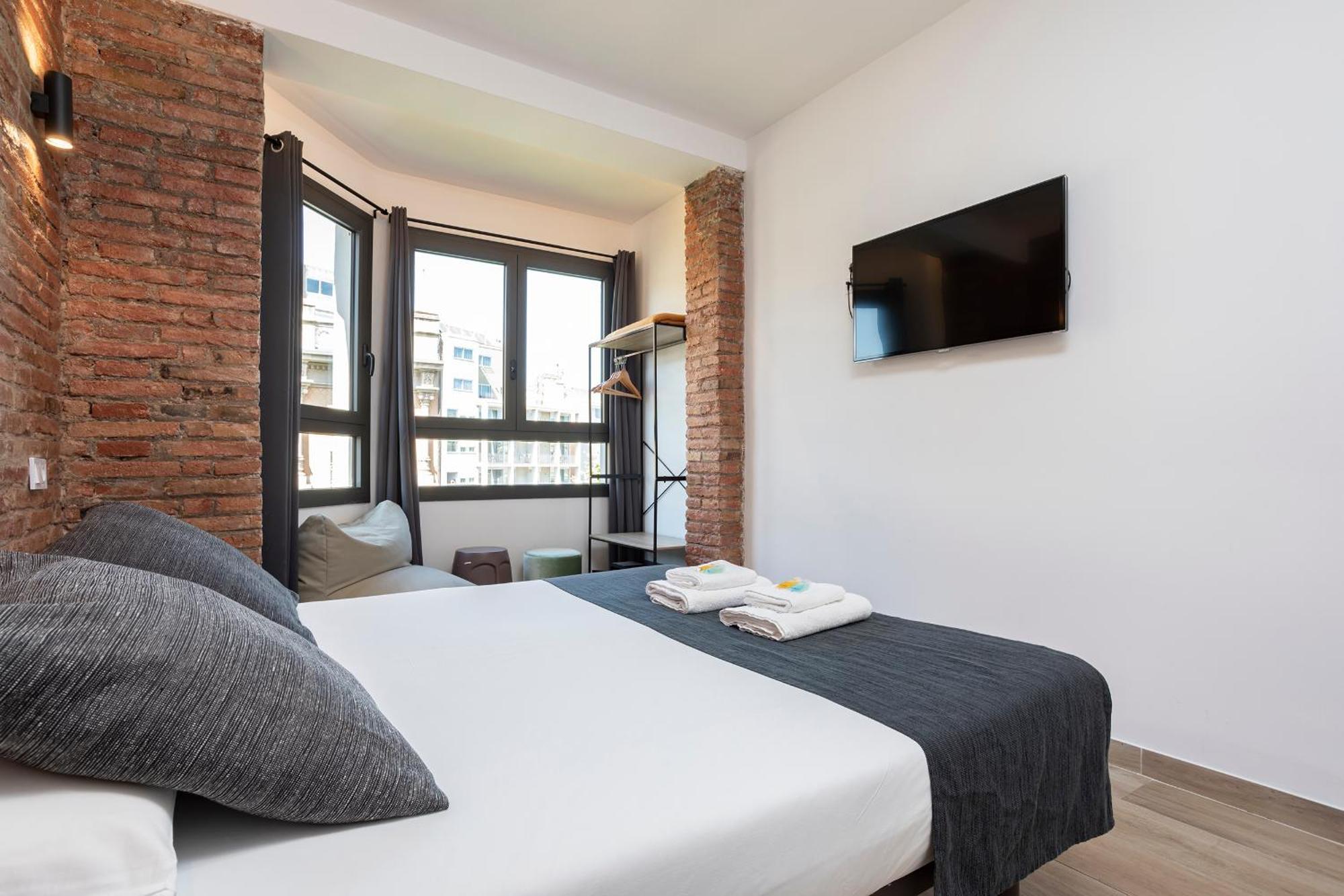 Hostal Bedmates Barcelona Eksteriør billede